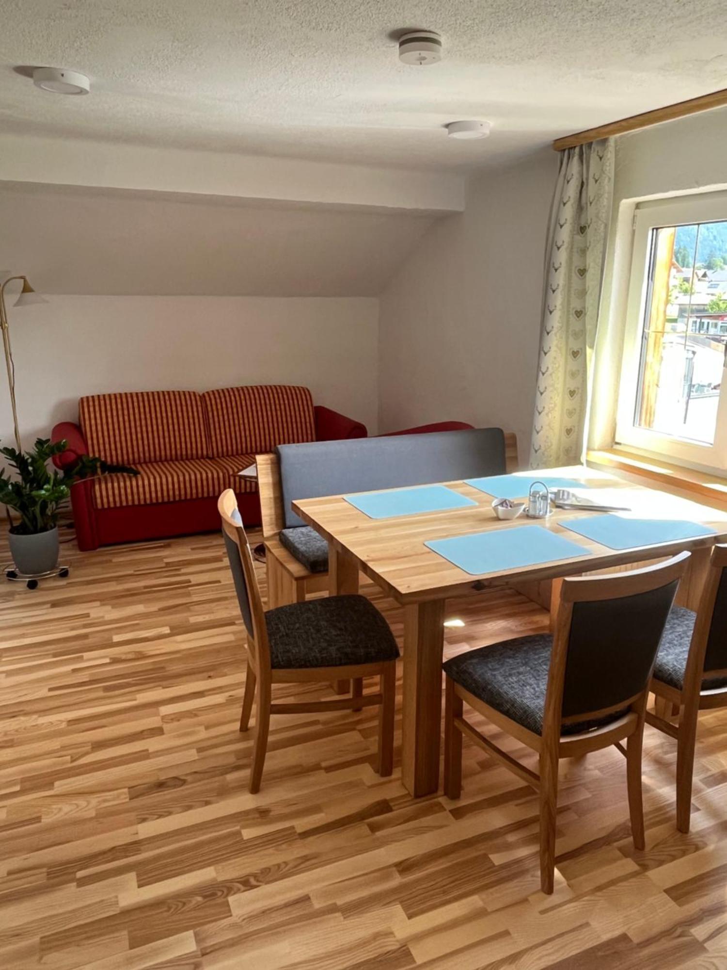 טאופליץ Appartements-Restaurant Schwaiger מראה חיצוני תמונה